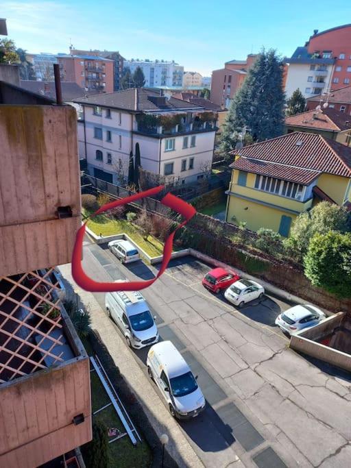 Location Strategica! -Mirochi Apartment- Бергамо Екстер'єр фото